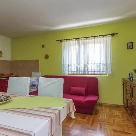 House Soul Vacation Holiday home Oklaj