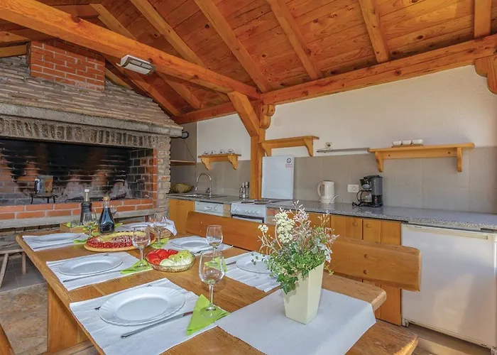 Vakantiehuis House Rural Soul Oklaj